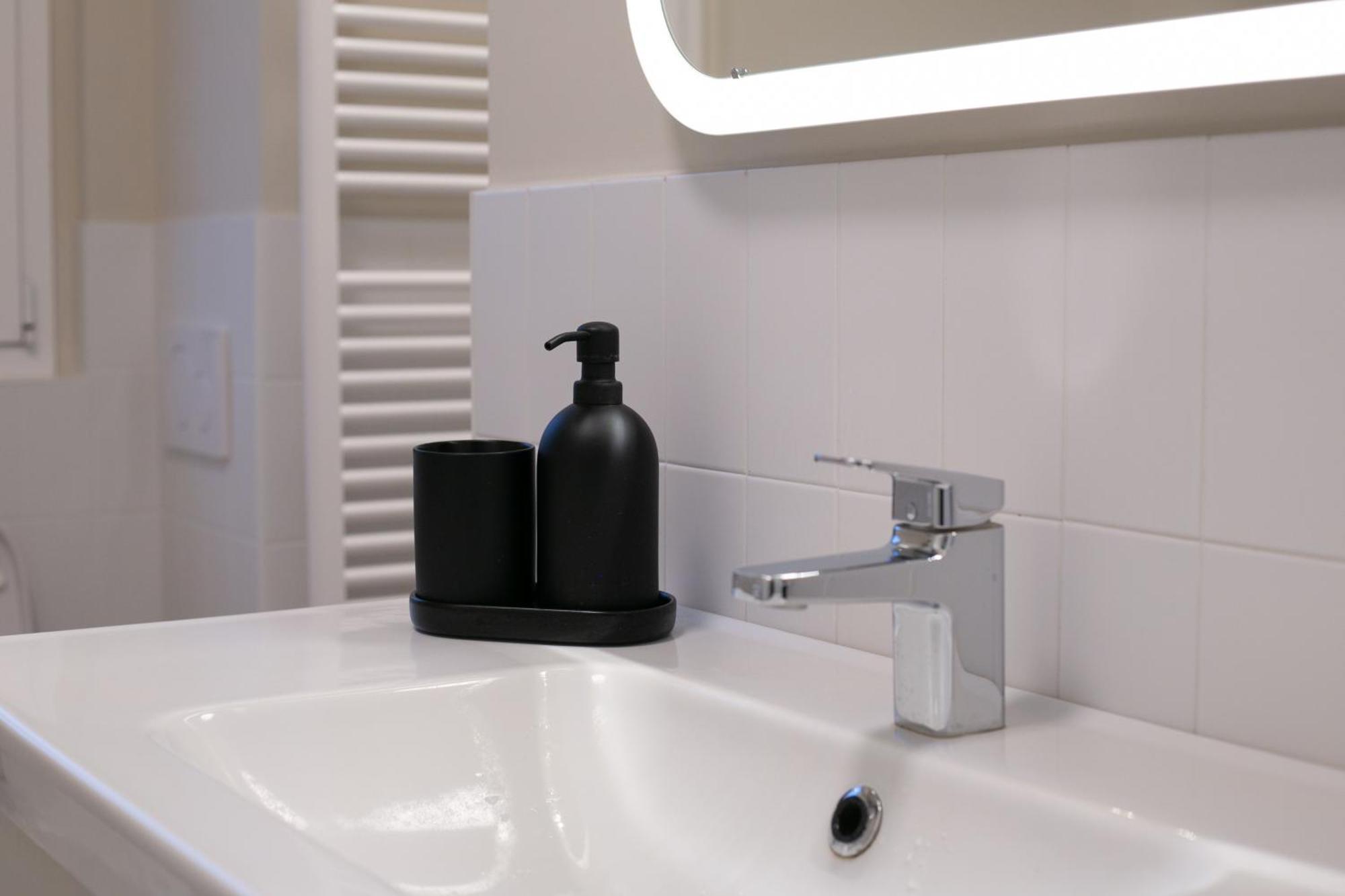 Dreams Exclusive With Terrace - Free Parking - M1 Station - Near Center Apartamento Milán